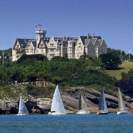Andando A La Playa A Estrenar Santander